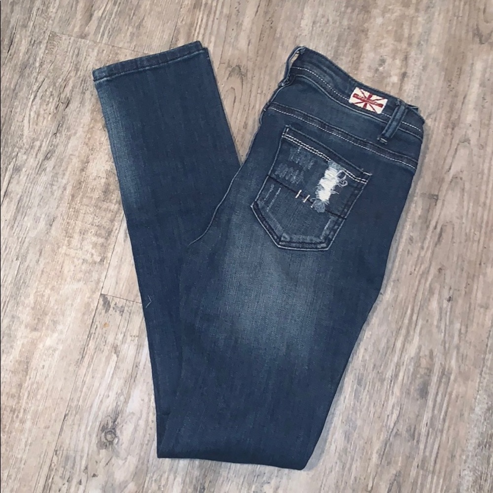 Machine Brand ripped jeans size 28/6